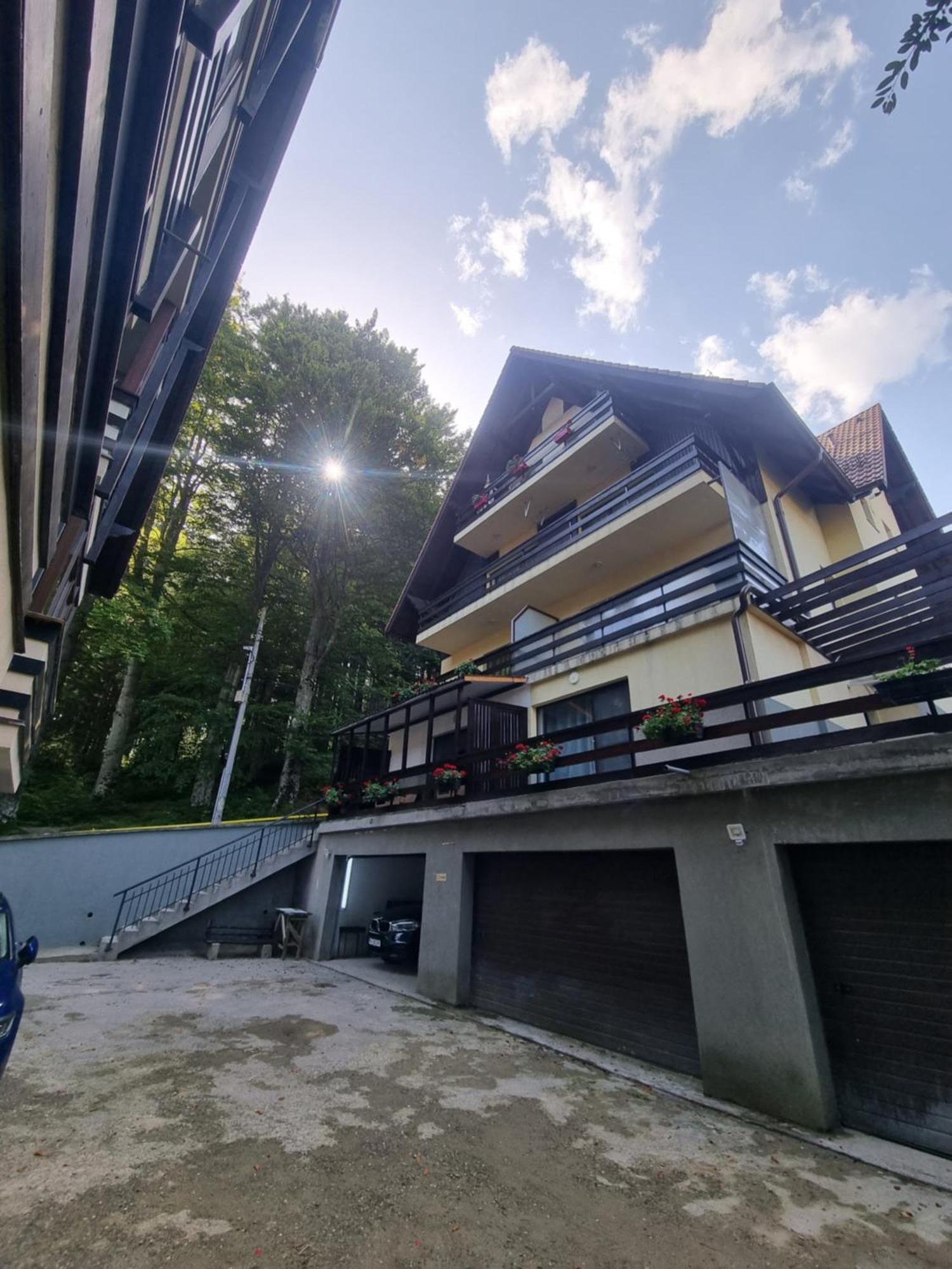 Apartament Kalinderu K2 Buşteni Exteriér fotografie